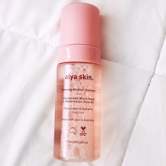 alya micellar cleanser